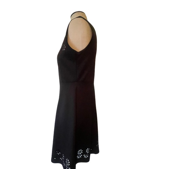 Romeo & Juliet Couture Black Swing Dress Size M Poly Spandex - Picture 3 of 5